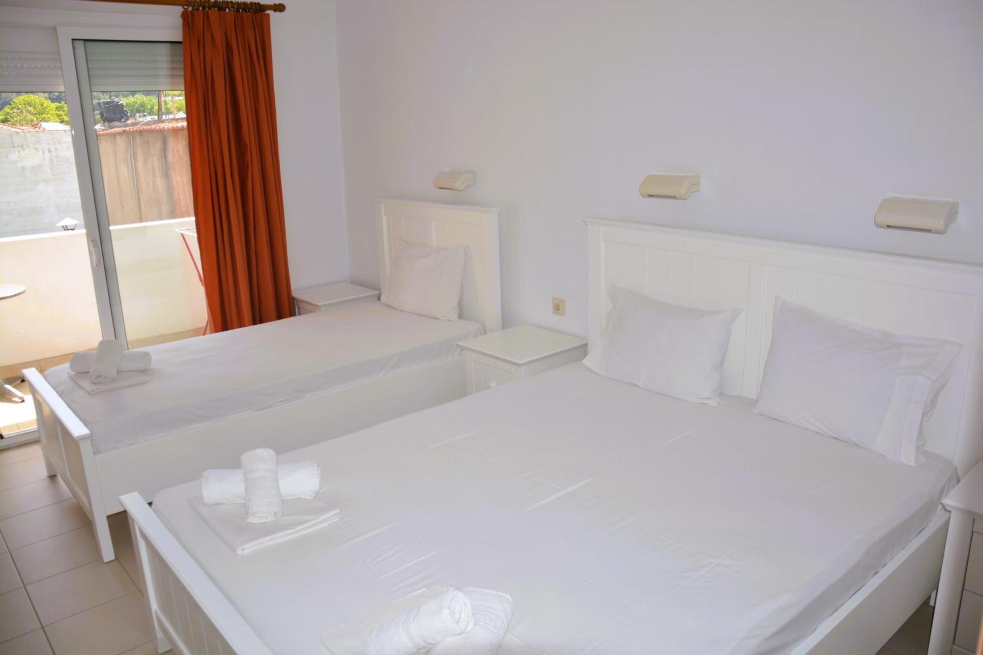 Dionyssos Otel Limenas  Dış mekan fotoğraf
